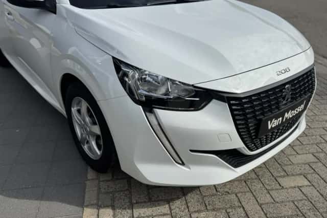 Peugeot 208 (2021) thumbnail 6