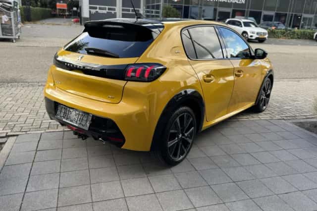 Peugeot 208 (2021) thumbnail 4