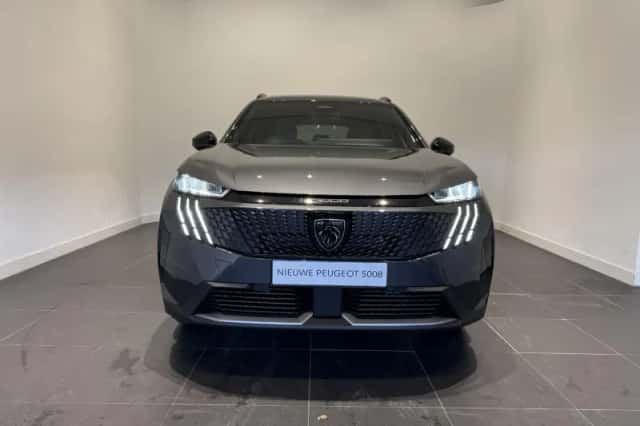 Peugeot 5008 (2025) thumbnail 2