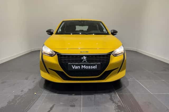 Peugeot 208 (2022) thumbnail 2