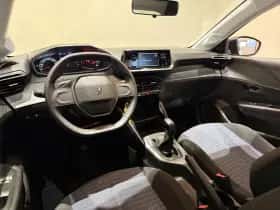 Peugeot 208 (2022) thumbnail 12
