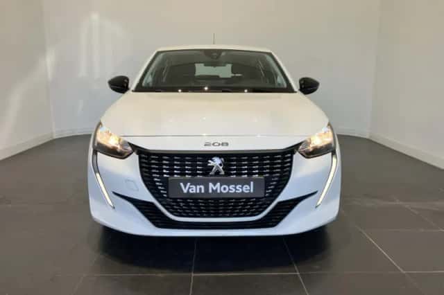 Peugeot 208 (2022) thumbnail 3