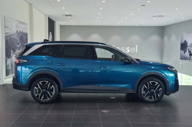 Peugeot 5008 (2025) thumbnail 6