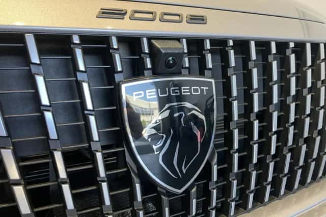 Peugeot 2008 (2025) thumbnail 6