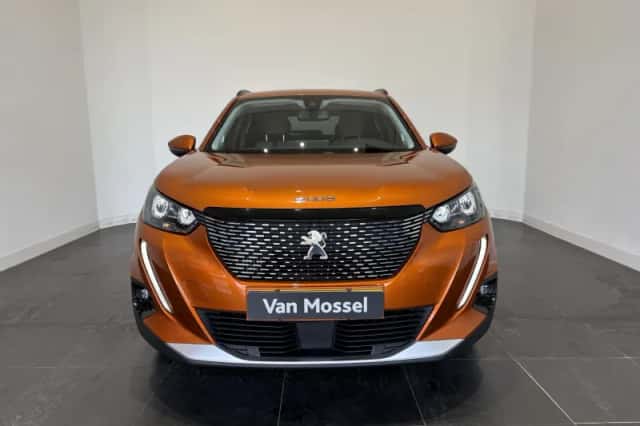 Peugeot 2008 (2021) thumbnail 3