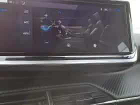 Peugeot 2008 (2024) thumbnail 13