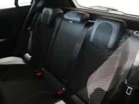 Peugeot e-2008 (2025) thumbnail 6