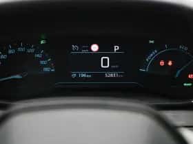 Peugeot e-208 (2023) thumbnail 8