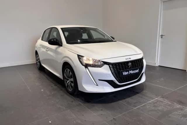 Peugeot 208 (2023) thumbnail 4