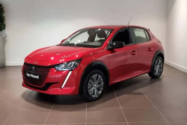 Peugeot e-208 (2023) thumbnail 1