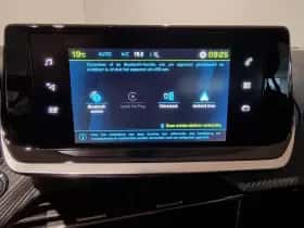Peugeot e-208 (2023) thumbnail 10