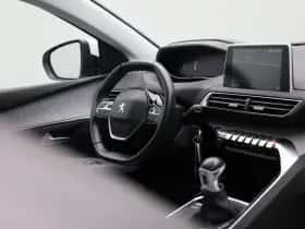 Peugeot 5008 (2020) thumbnail 31