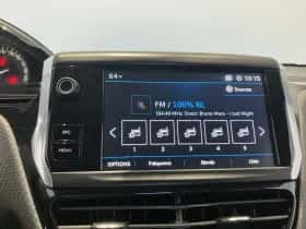 Peugeot 2008 (2019) thumbnail 29