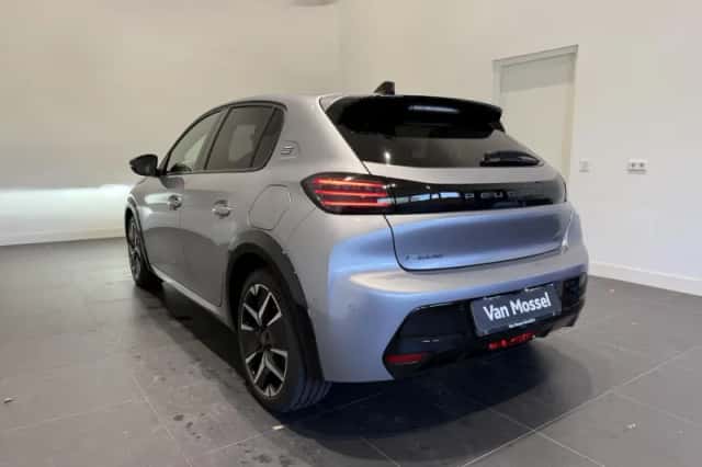 Peugeot e-208 (2024) thumbnail 6