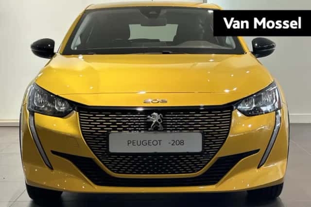 Peugeot e-208 (2023) thumbnail 1