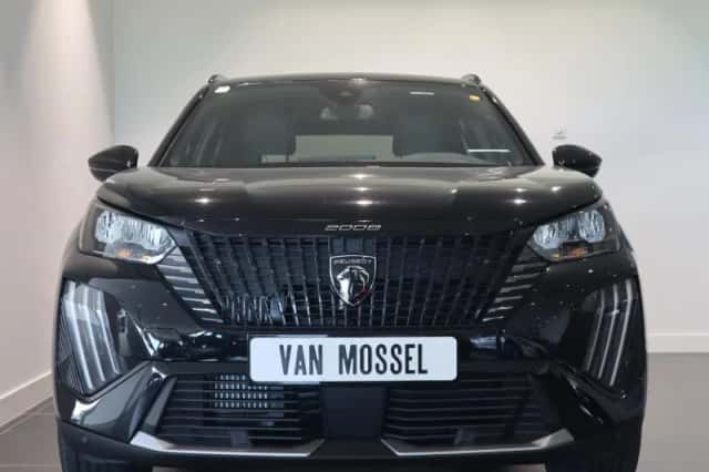 Peugeot 2008 (2024) thumbnail 2