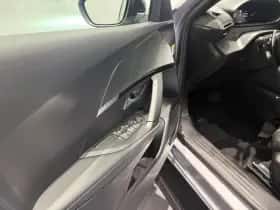 Peugeot 2008 (2025) thumbnail 8
