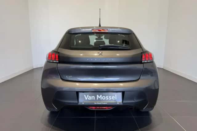 Peugeot 208 (2021) thumbnail 5