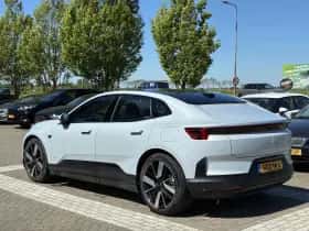 Polestar 4 (2025) thumbnail 4