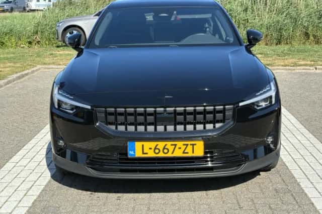 Polestar 2 (2021) thumbnail 2