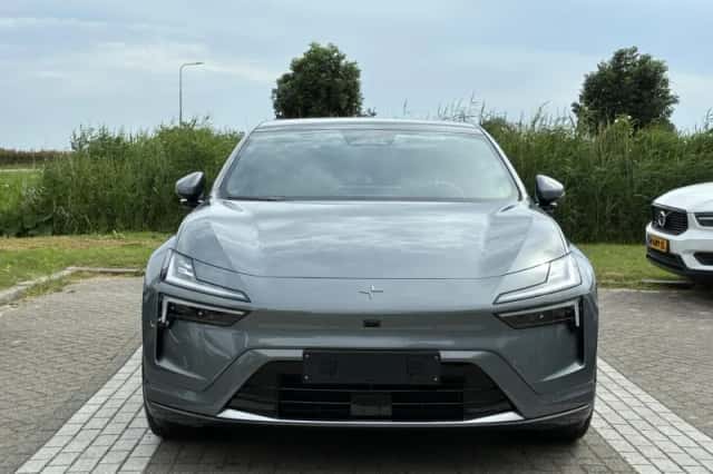 Polestar 4 (2026) thumbnail 2