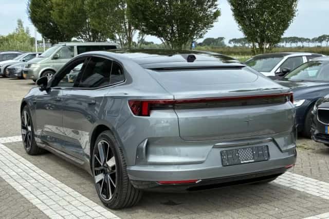 Polestar 4 (2026) thumbnail 4