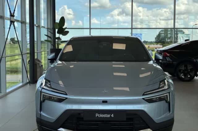 Polestar 4 (2026) thumbnail 2