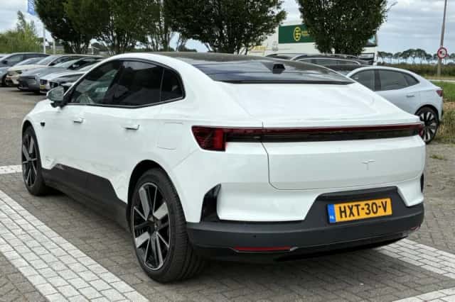 Polestar 4 (2025) thumbnail 5