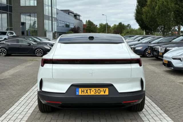 Polestar 4 (2025) thumbnail 6