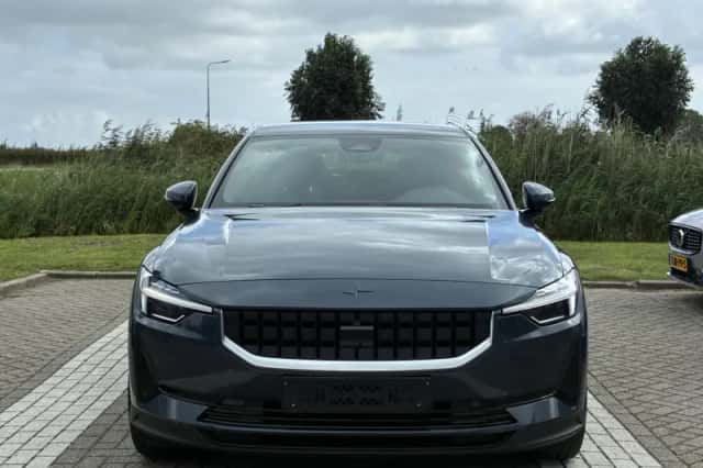 Polestar 2 (2023) thumbnail 2