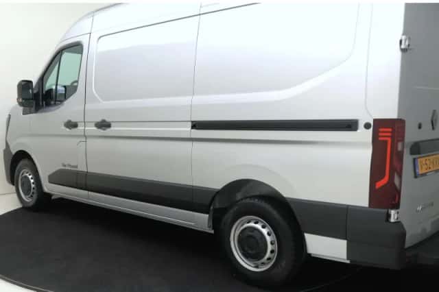 Renault Master (2024) thumbnail 3