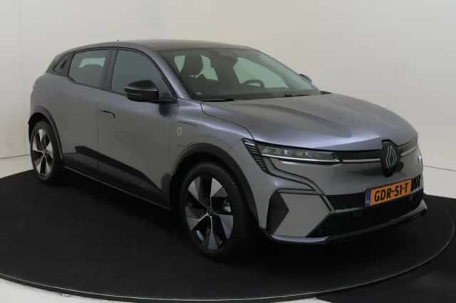 Renault Mégane E-Tech (2025) thumbnail 2