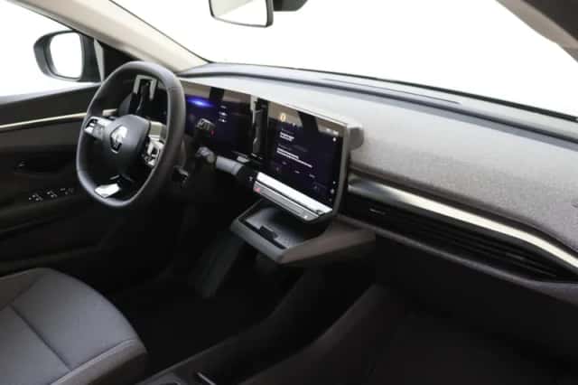 Renault Mégane E-Tech (2025) thumbnail 12