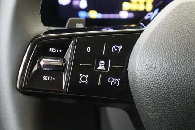Renault Mégane E-Tech (2025) thumbnail 17