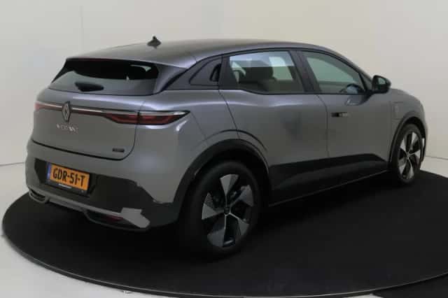 Renault Mégane E-Tech (2025) thumbnail 4