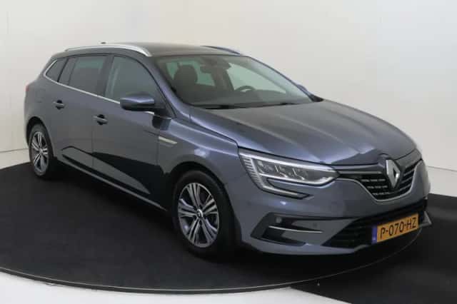 Renault Mégane E-Tech (2022) thumbnail 2
