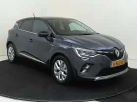 Renault Captur (2022) thumbnail 2