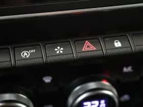 Renault Captur (2022) thumbnail 23