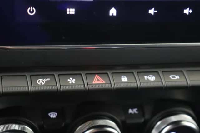Renault Clio (2020) thumbnail 20