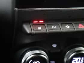 Renault Clio (2022) thumbnail 24