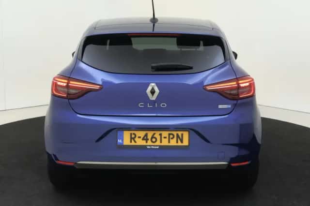 Renault Clio (2022) thumbnail 7