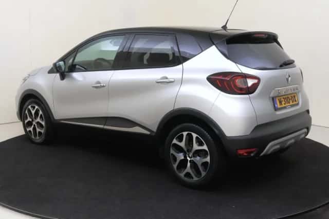Renault Captur (2019) thumbnail 3