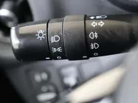Toyota Yaris (2020) thumbnail 22