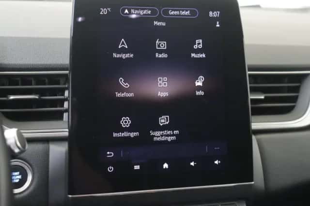 Renault Captur (2021) thumbnail 16