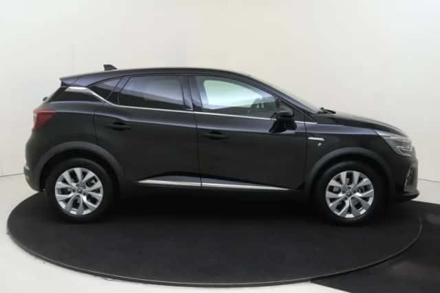 Renault Captur (2021) thumbnail 9