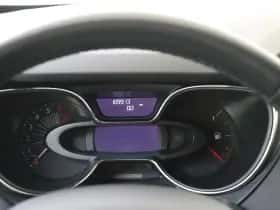 Renault Captur (2017) thumbnail 12
