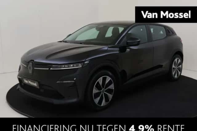 Renault Mégane E-Tech (2023) thumbnail 1