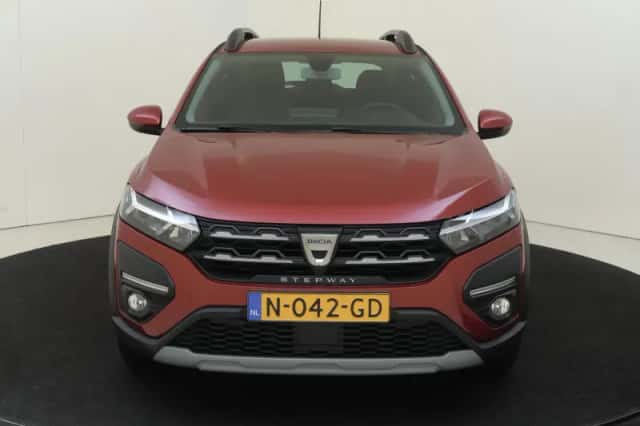Dacia Sandero Stepway (2021) thumbnail 6
