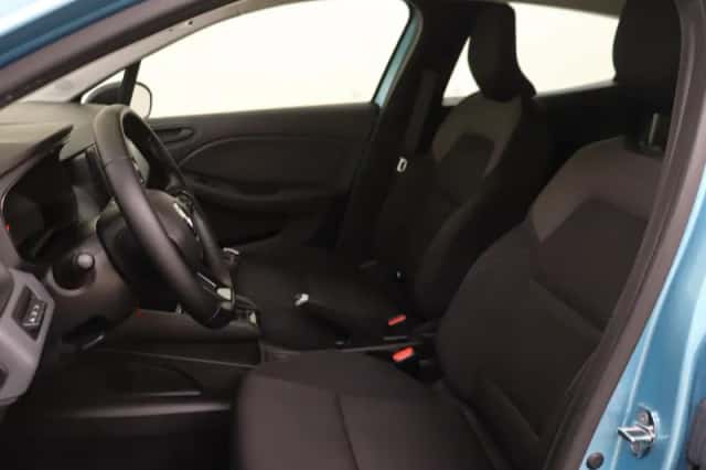 Renault Clio (2021) thumbnail 11
