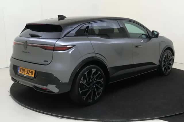 Renault Mégane E-Tech (2026) thumbnail 4